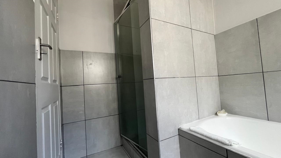 To Let 2 Bedroom Property for Rent in Pinelands Western Cape